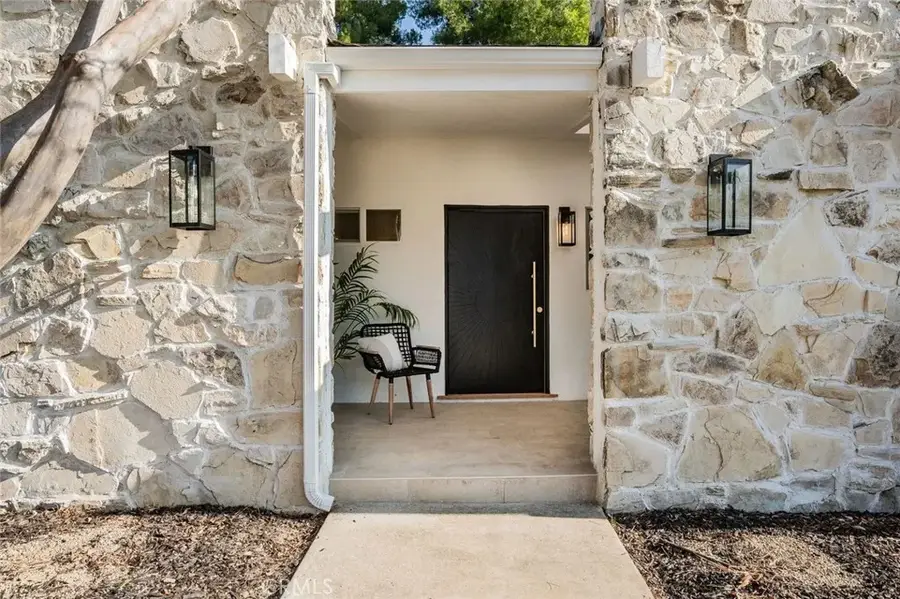 5720 Wilhelmina, Woodland Hills, CA 91367 - #3