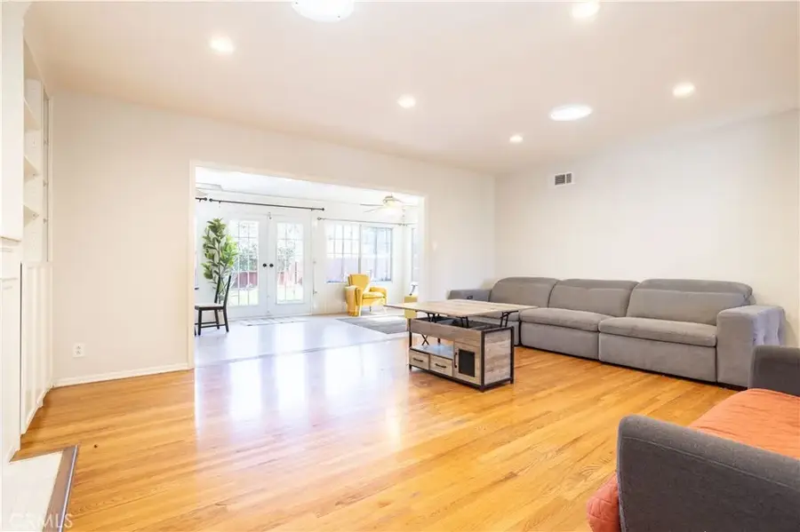 8534 Bothwell Road, Northridge, CA 91324 - #3