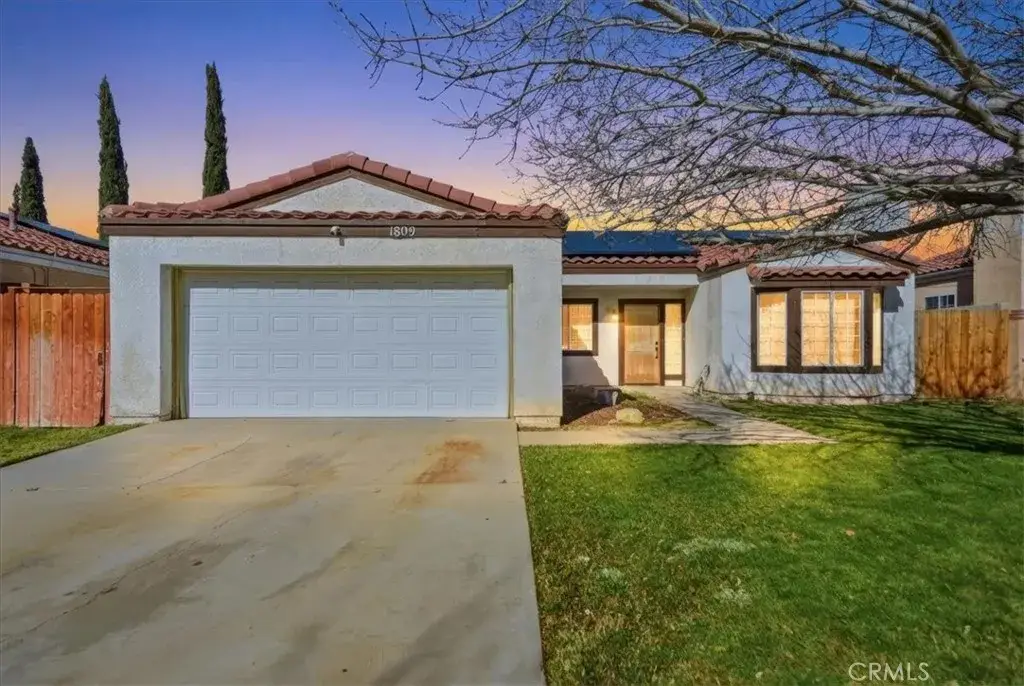 1809 E Avenue R6, Palmdale, CA 93550 - #1