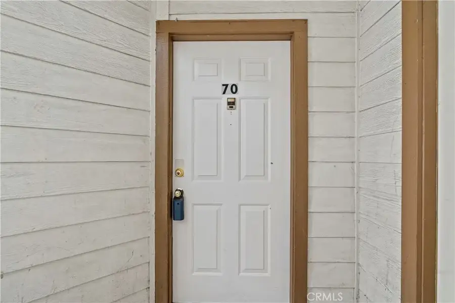 11150 Glenoaks Blvd. #70, Pacoima, CA 91331 - Image #3