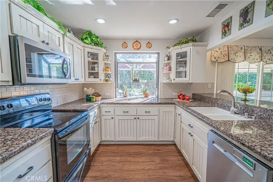 23514 Via Decano, Valencia, CA 91355 - Image #3