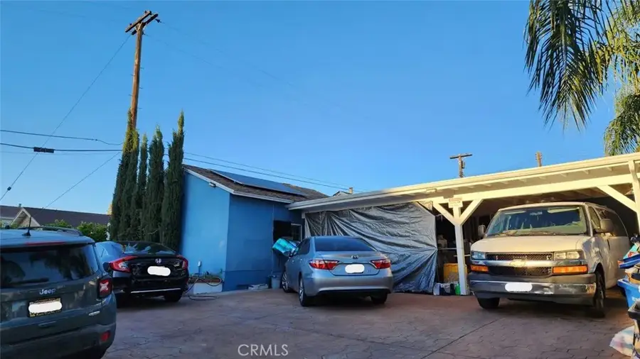 11338 Dronfield Avenue, Pacoima, CA 91331 - Image #2