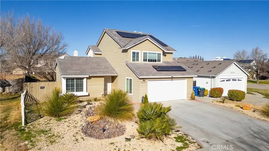 3525 W Avenue J3, Lancaster, CA 93536 - #2