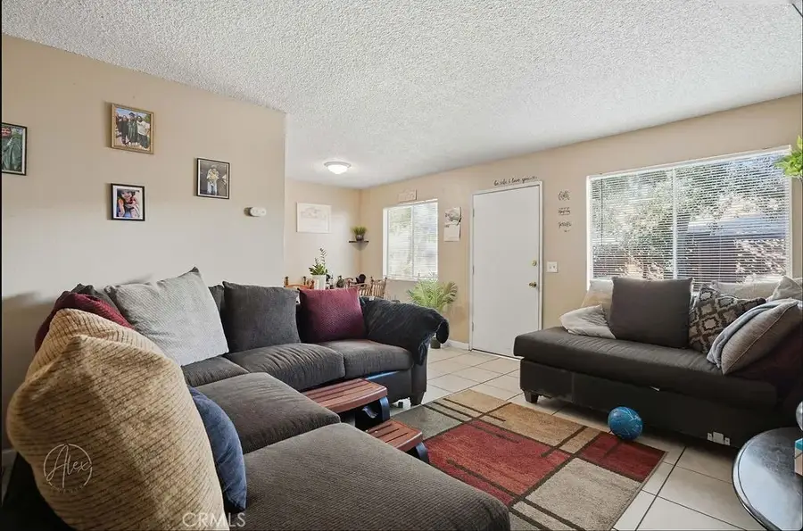 1024 Bernard Street, Bakersfield, CA 93305 - Image #3