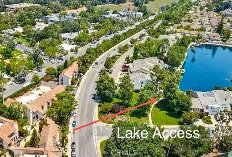 23391 Park Sorrento, Calabasas, CA 91302 - Image #3