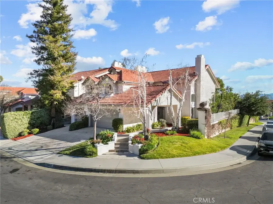 25340 Irving, Stevenson Ranch, CA 91381 - Image #2