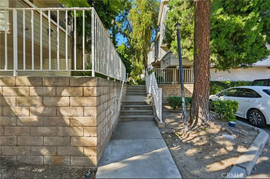11150 Glenoaks, Pacoima, CA 91331 - Image #3