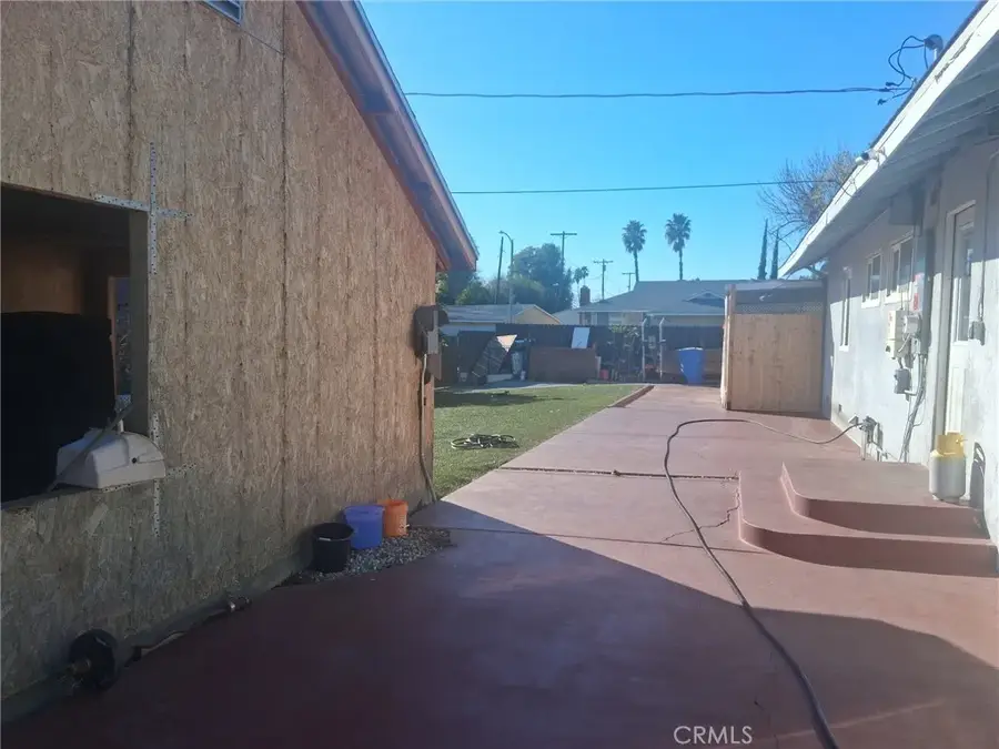 20550 Sherman Way, Winnetka, CA 91306 - #2