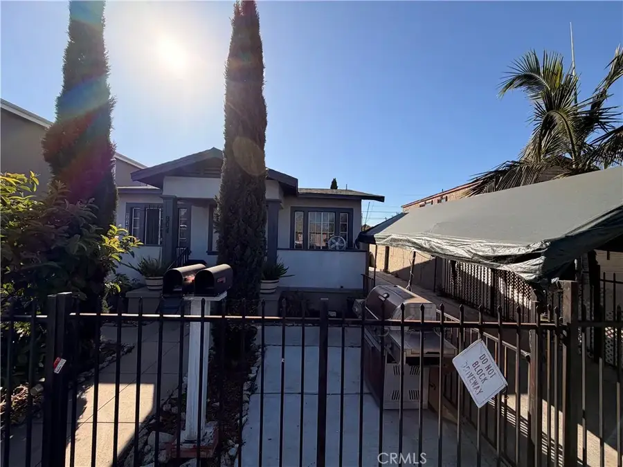 904 E 52nd, Los Angeles, CA 90011 - Image #2