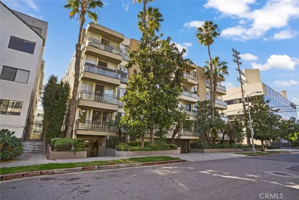 1819 Holmby Avenue #104, Los Angeles, CA 90025 - Image #1