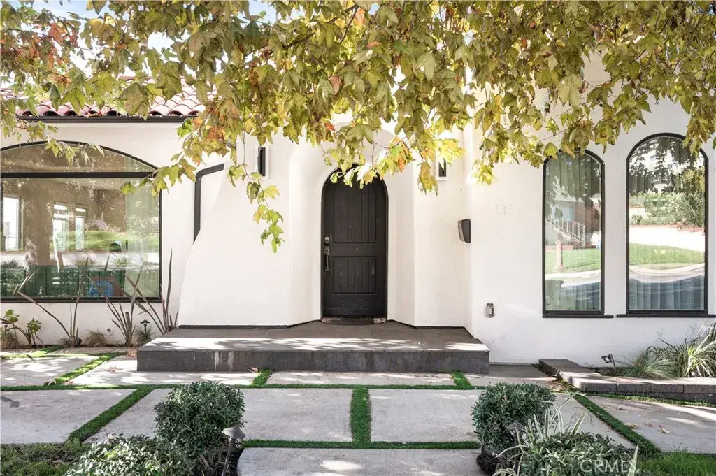 515 La Loma Rd, Glendale, CA 91206 - Image #1