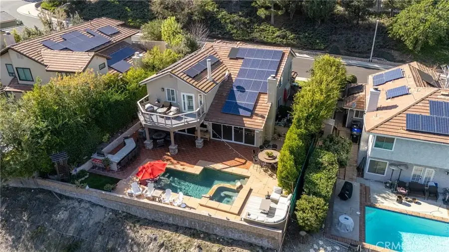 24224 Creekside Drive, Newhall, CA 91321 - Image #3