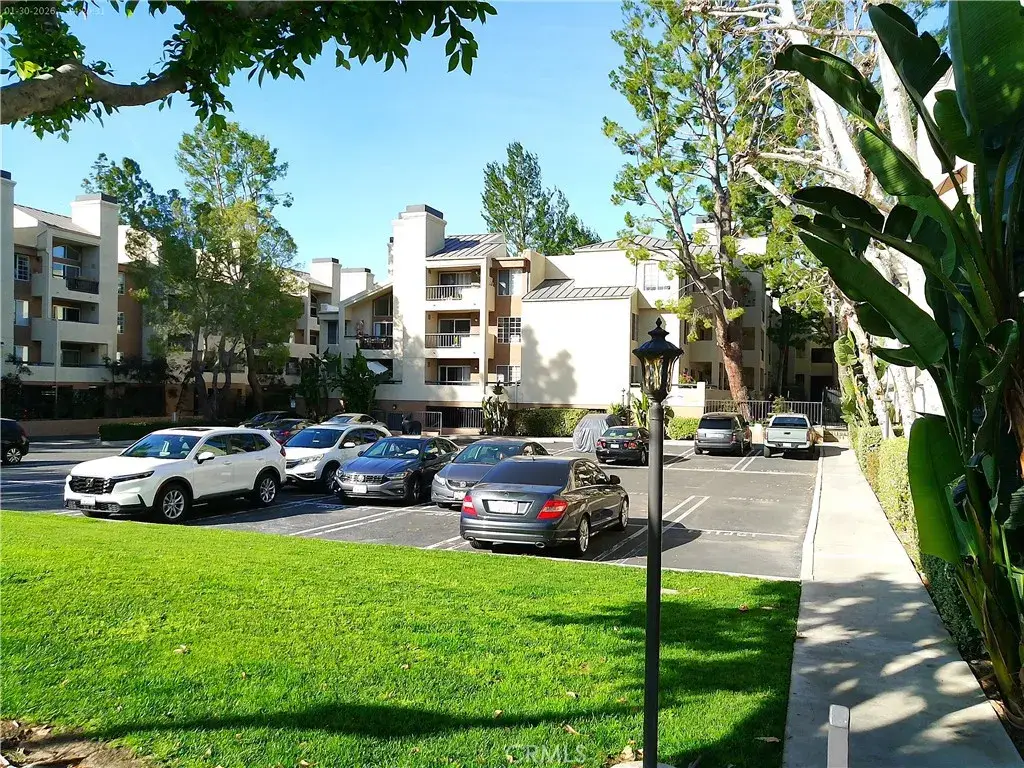 21500 Burbank #222, Woodland Hills, CA 91367 - Image #1