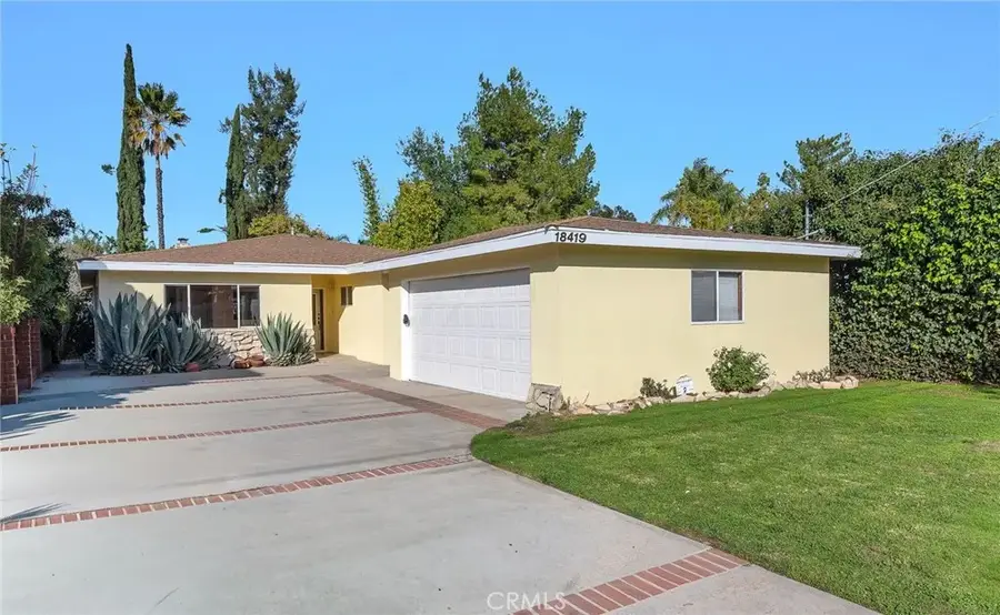 18419 Linnet, Tarzana, CA 91356 - Image #2