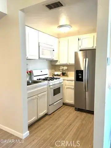 38710 10th East #12, Palmdale, CA 93550 - Image #3