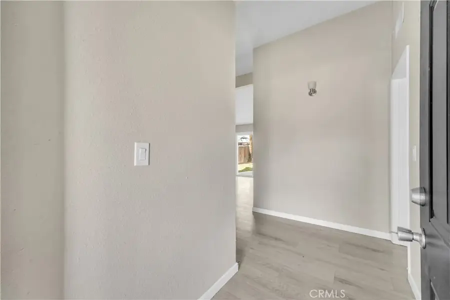 1041 W Avenue H2, Lancaster, CA 93534 - Image #3