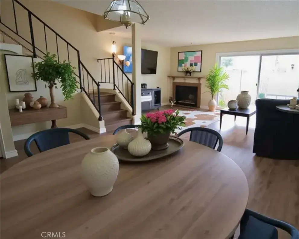 8323 Grenoble #32, Sunland, CA 91040 - #1