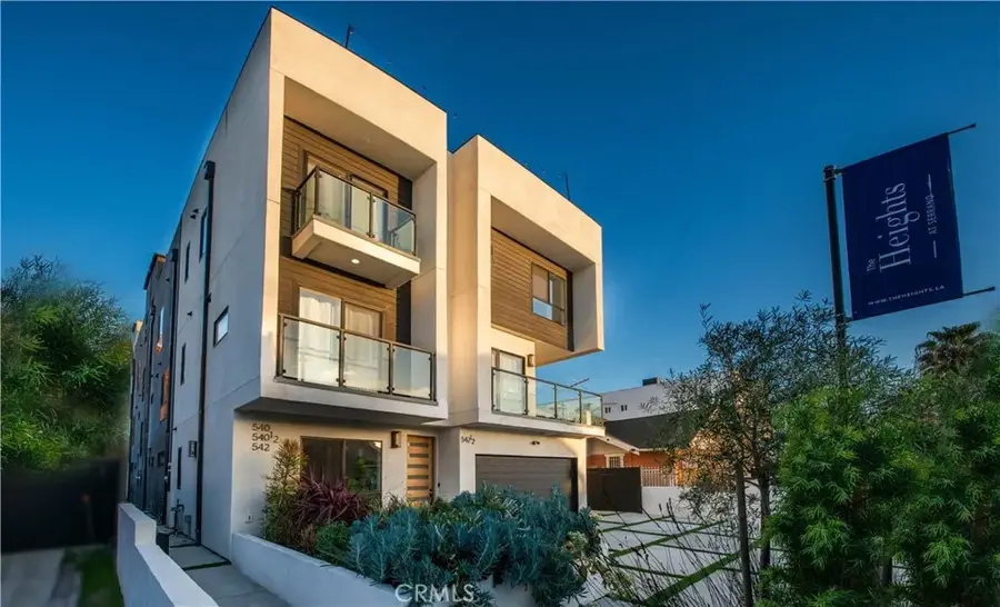 542 N Serrano Avenue, Los Angeles, CA 90004 - #2