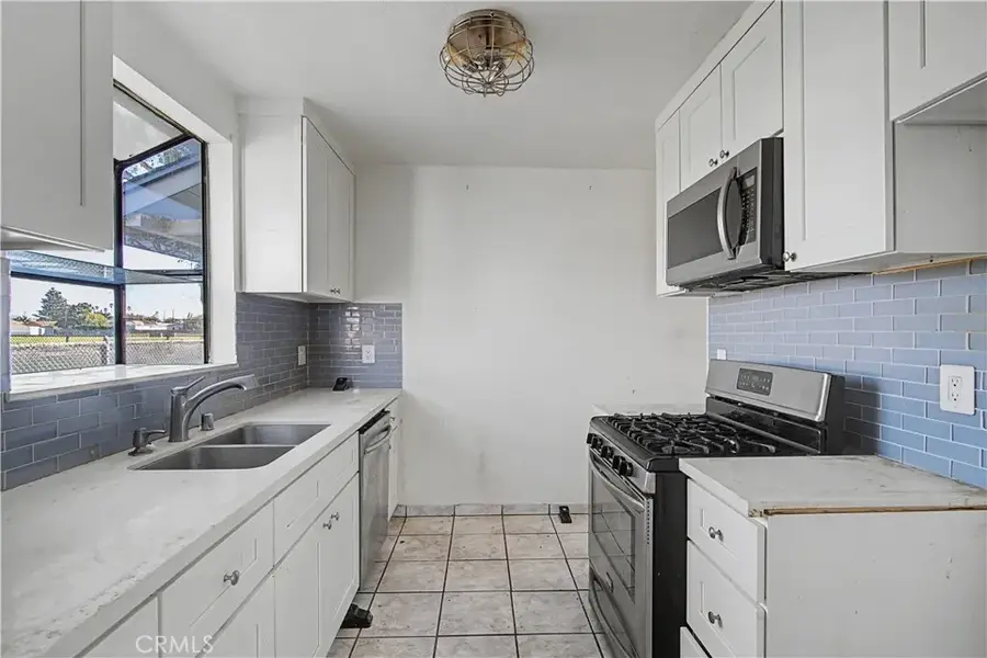 433 Jerry Drive, Port Hueneme, CA 93041 - Image #3