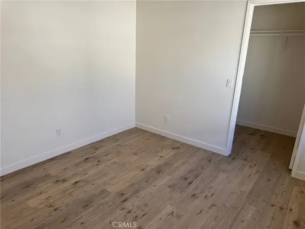 8800 Burnet Avenue #15, North Hills, CA 91343