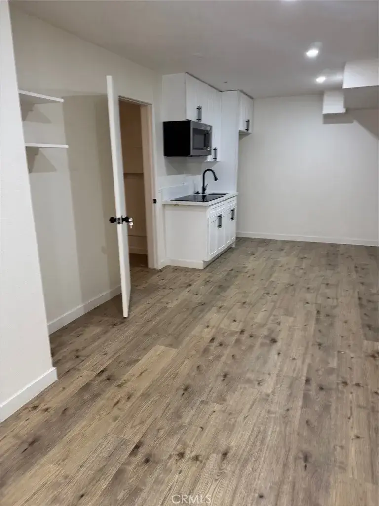 8800 Burnet Avenue #15, North Hills, CA 91343 - #2