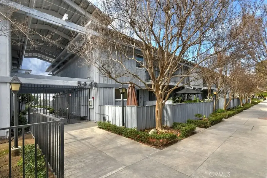 5447 Zelzah #110, Encino, CA 91316 - #2