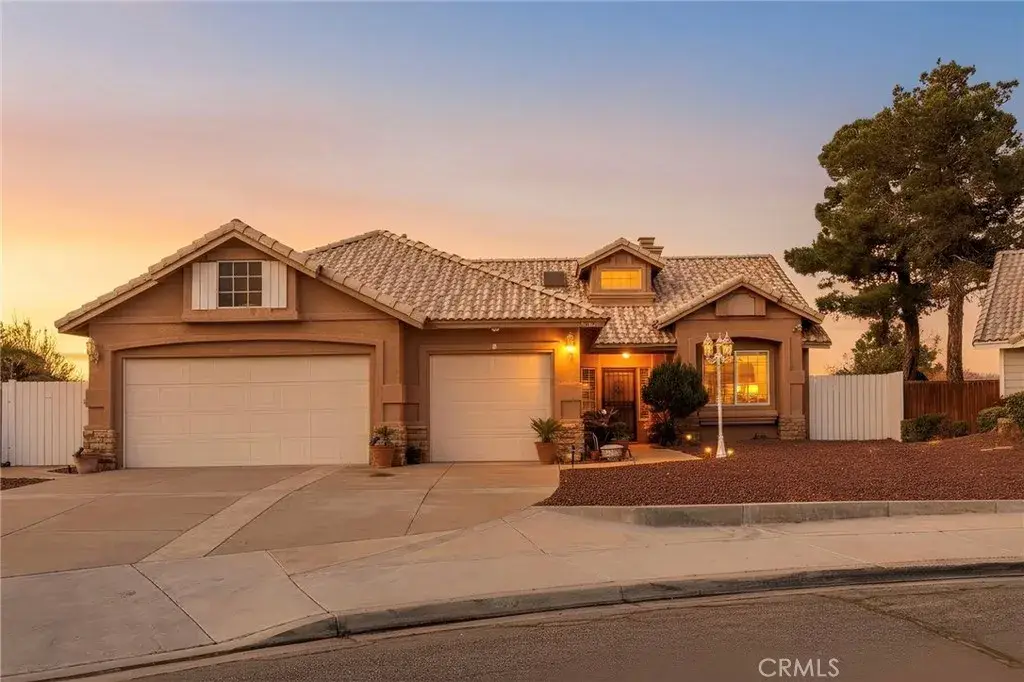 17666 High Vista St, Victorville, CA 92395 - Image #1