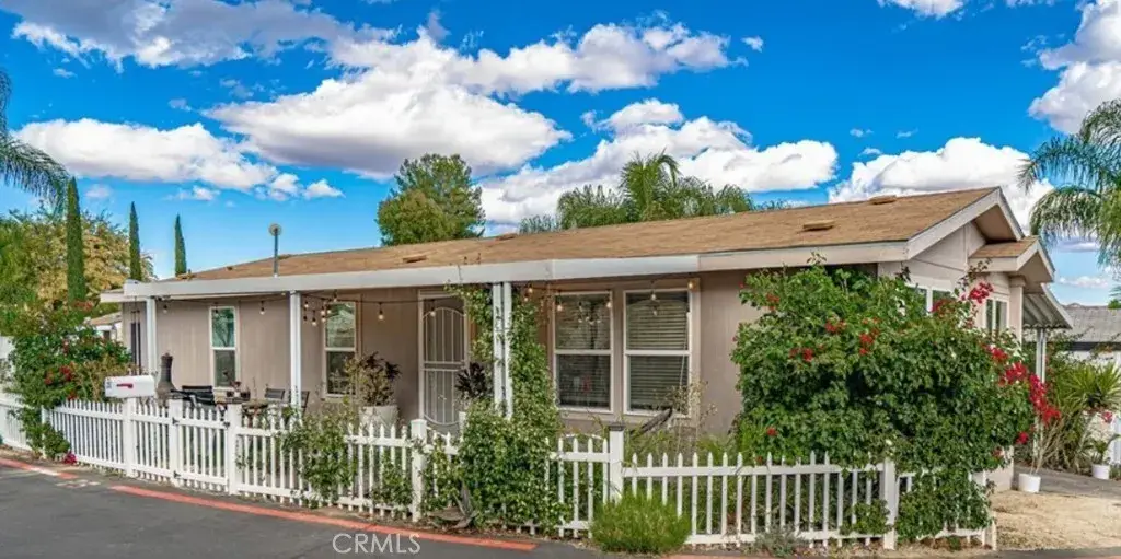 30000 Hasley Canyon Rd #25, Castaic, CA 91384 - #1