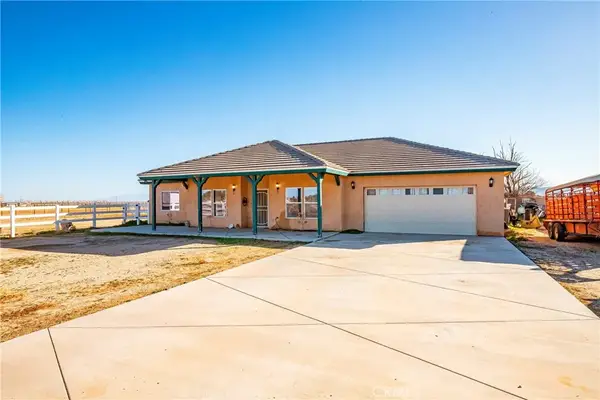 8224 West Avenue D4, Lancaster, CA 93536