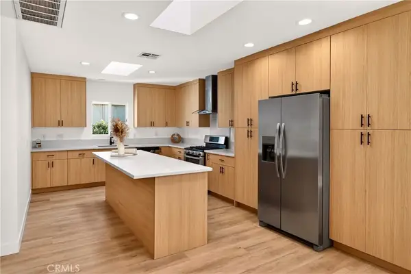 11814 Hesby Street, Valley Village, CA 91606