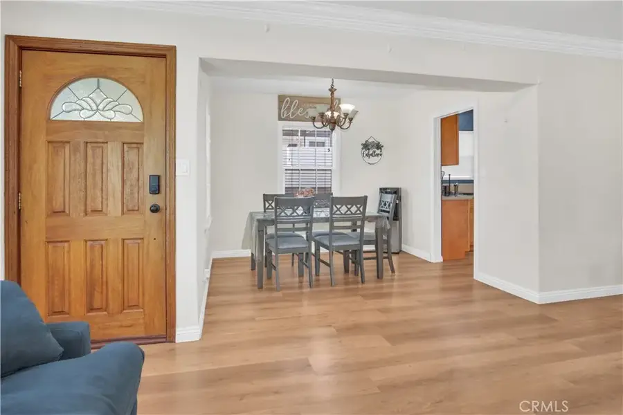 1343 N Whitnall Hwy, Burbank, CA 91505 - Image #2