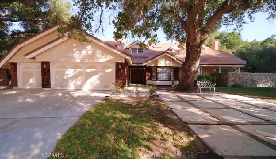 15669 Live Oak Springs Canyon, Canyon Country, CA 91387 - Image #2