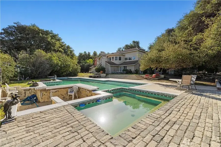 15669 Live Oak Springs Canyon, Canyon Country, CA 91387 - Image #3