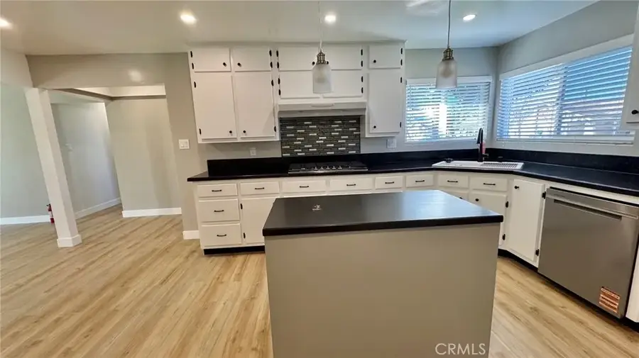 2304 Workman, Simi Valley, CA 93063 - #2