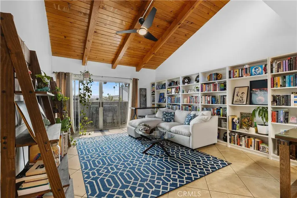 20134 Leadwell Street #332, Winnetka, CA 91306 - Image #1