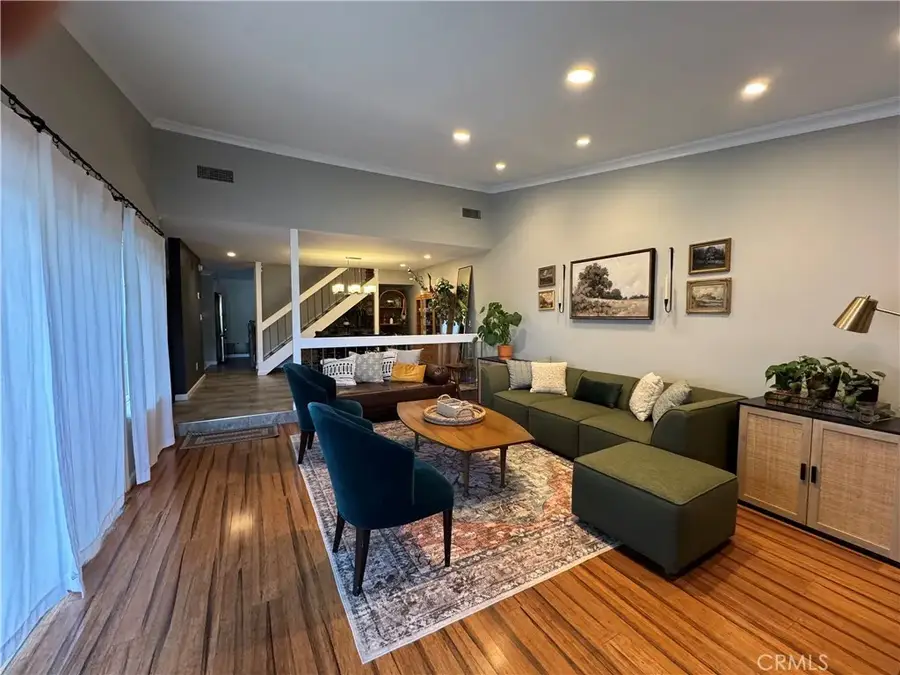 10141 Valley Circle Boulevard #4, Chatsworth, CA 91311 - #3