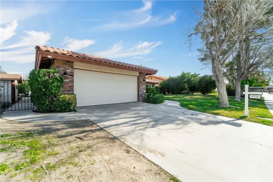43100 Cherbourg, Lancaster, CA 93536 - #3