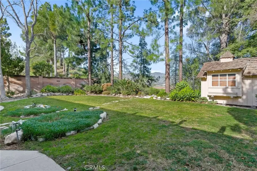 12104 Woodley Avenue, Granada Hills, CA 91344 - Image #2