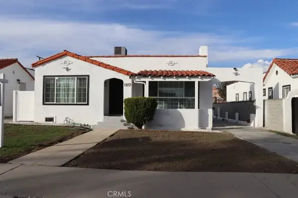 1917 W 74th, Los Angeles, CA 90047
