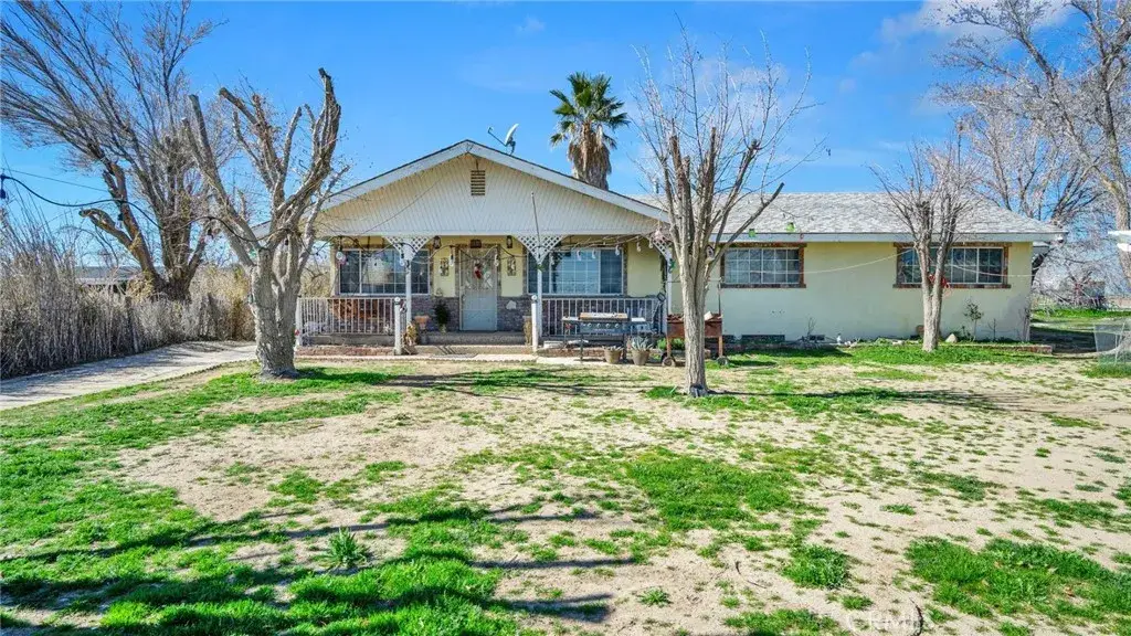 50137 40th Street West, Lancaster, CA 93536 - #1