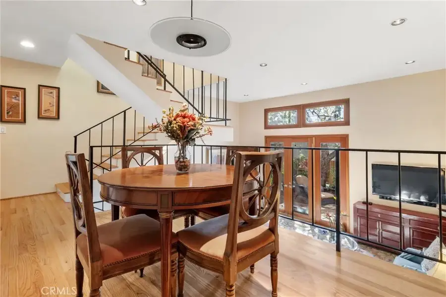 12380 Chandler #D, Valley Village, CA 91607 - #3