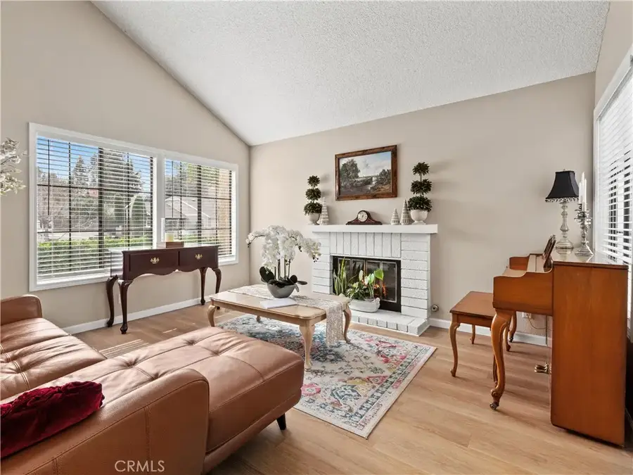 27643 Quincy, Castaic, CA 91384 - #3