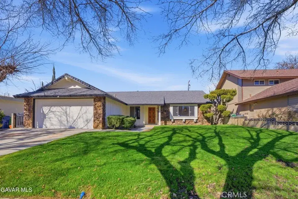 1017 E Avenue J5, Lancaster, CA 93535 - #1