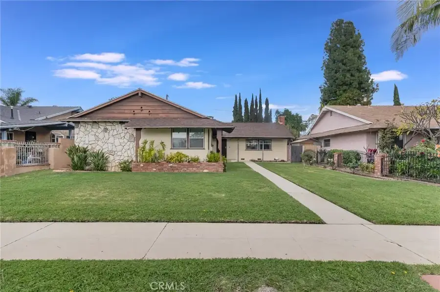 15235 Lassen Street, San Fernando Valley, CA 91345 - #2