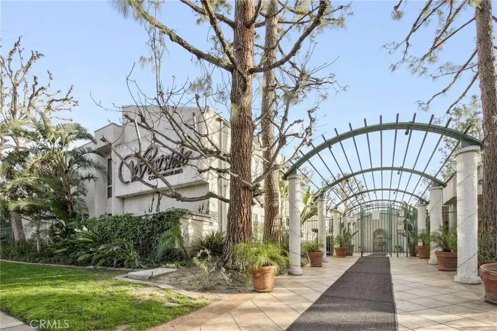 20134 Leadwell, Winnetka, CA 91306 - #1