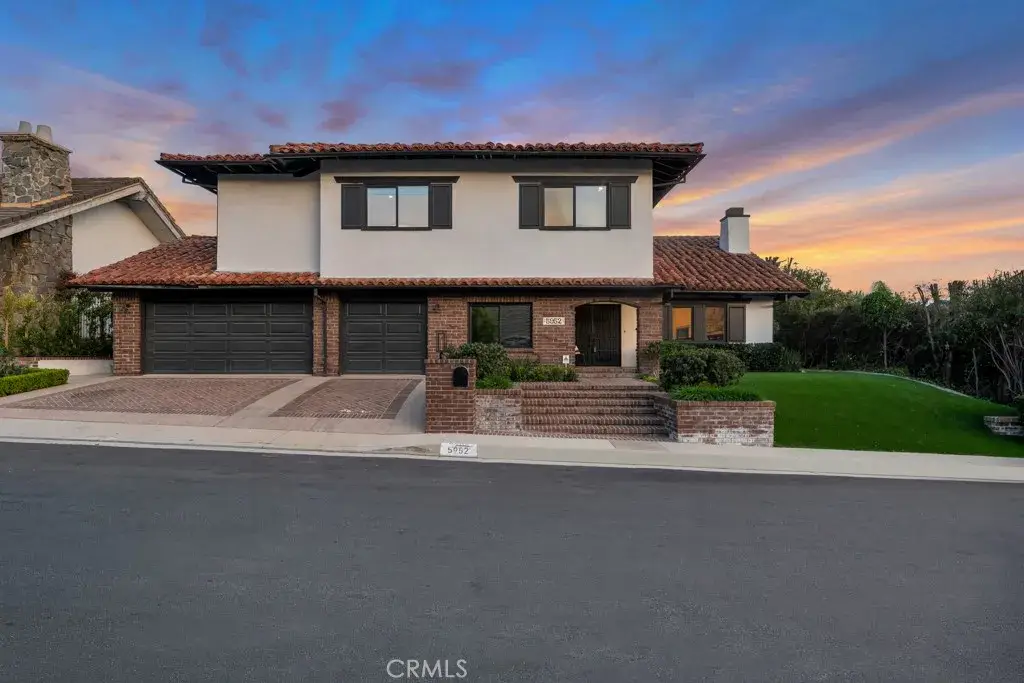 5952 Woodland View Drive, Woodland Hills, CA 91367 - #1