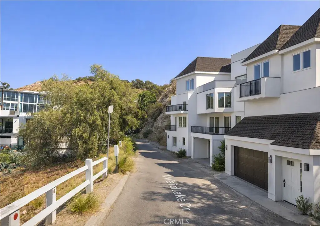 6363 Weidlake Drive, Los Angeles, CA 90068 - #1