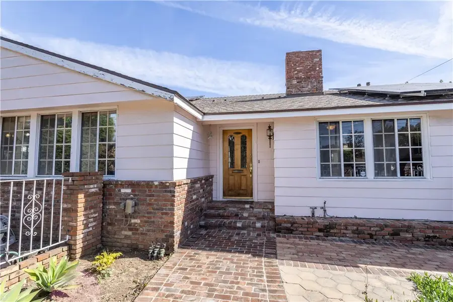 9826 Columbus, North Hills, CA 91343 - #2