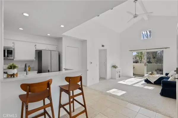 21358 Nandina Lane #204, Newhall, CA 91321