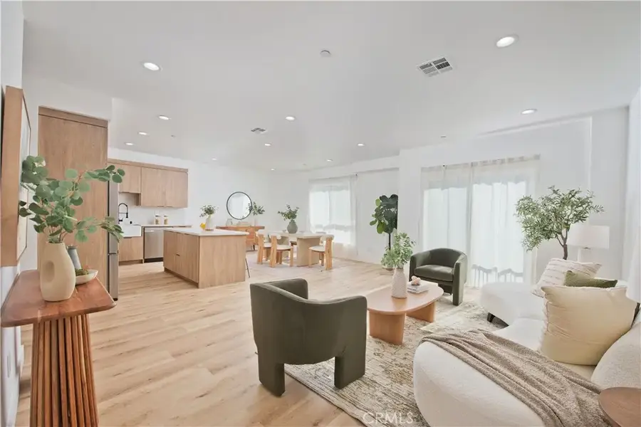 540 N Serrano, Los Angeles, CA 90004 - #3